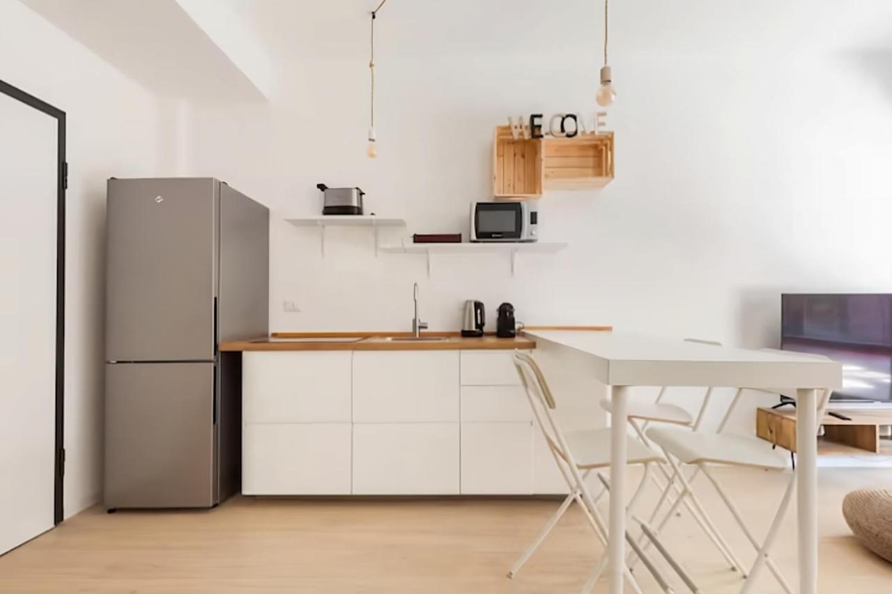 I Della 2 Apartment Милано Екстериор снимка