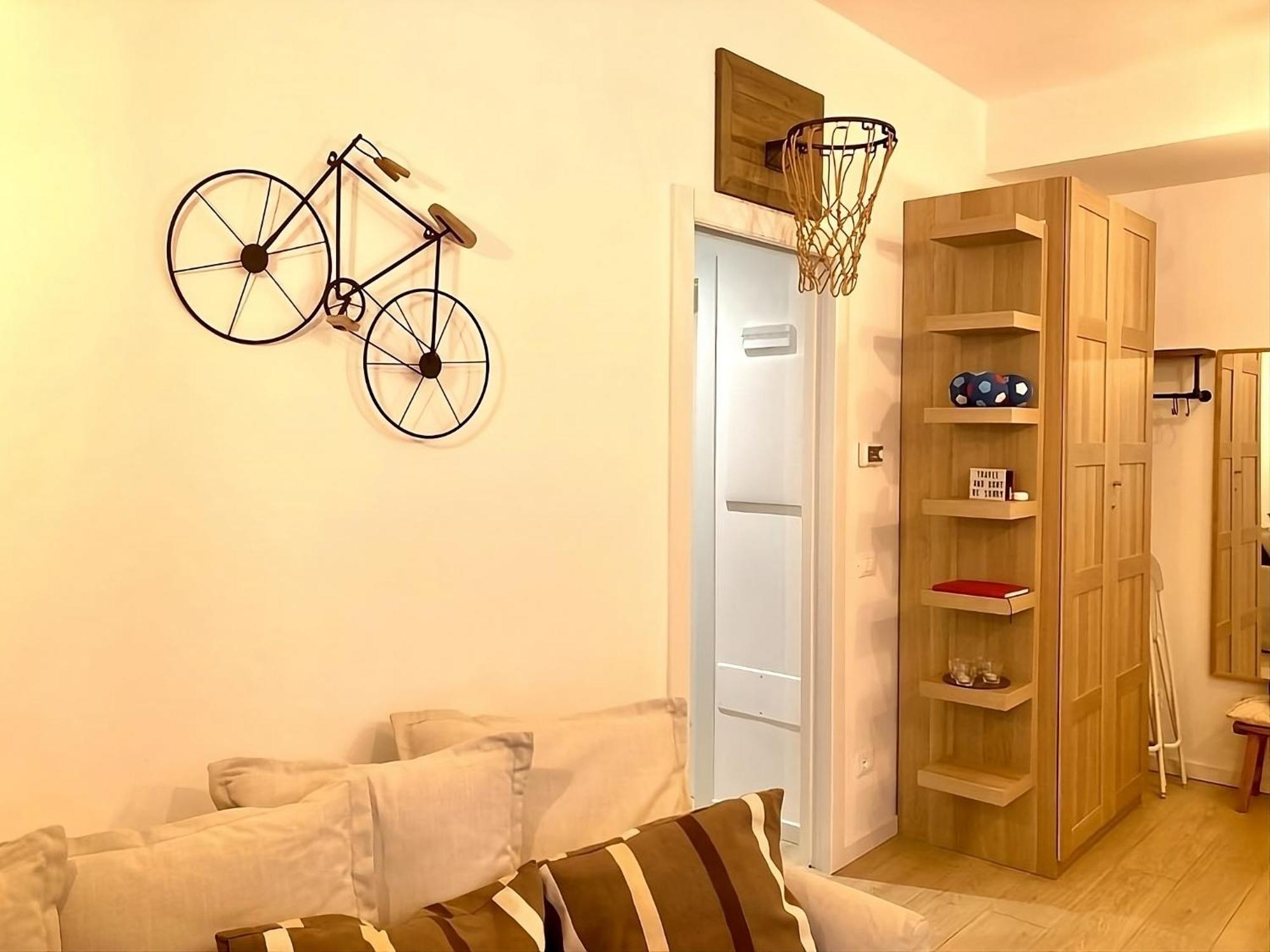 I Della 2 Apartment Милано Екстериор снимка